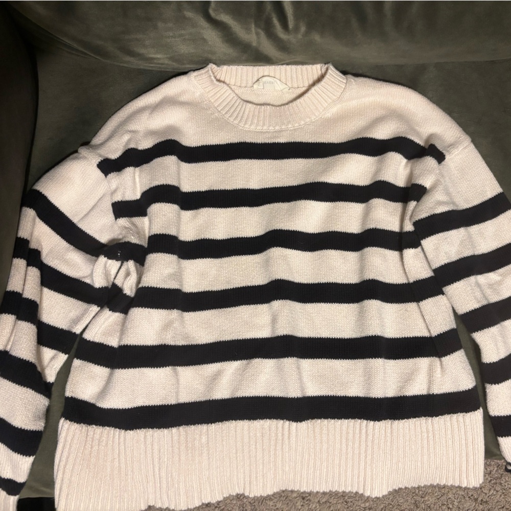 Everlane Boxy Sweater in everyday cotton